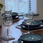 12 Barley View Luxury *